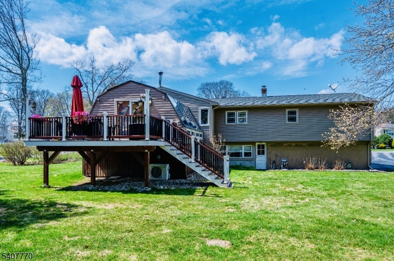 3 Birchwood Dr