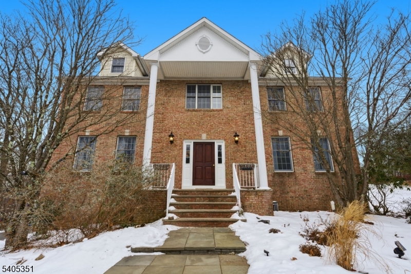 20 SLEEPY HOLLOW ROAD