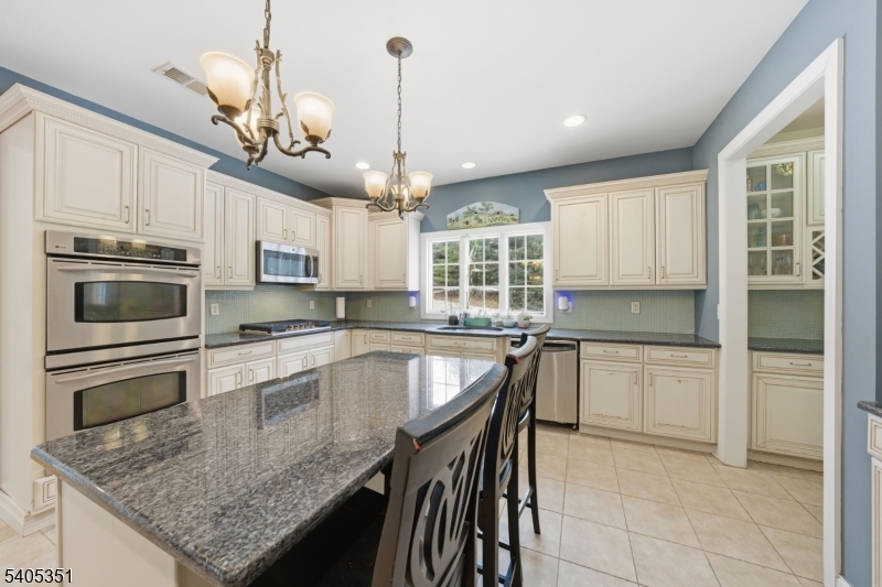 20 SLEEPY HOLLOW ROAD