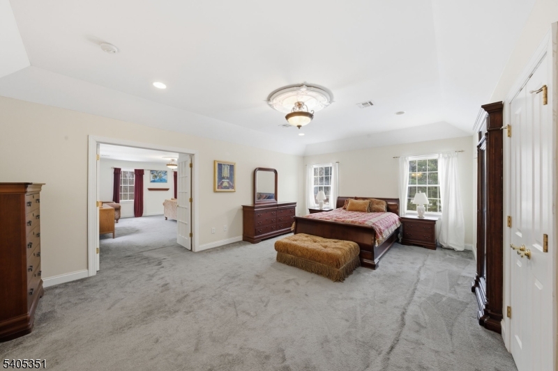 20 SLEEPY HOLLOW ROAD