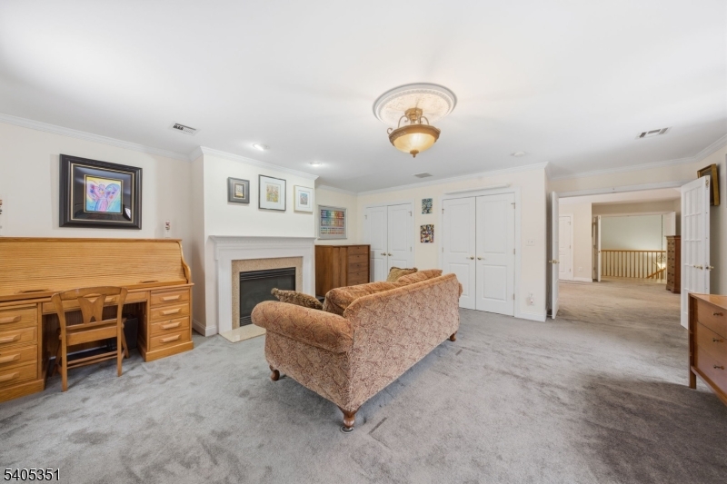 20 SLEEPY HOLLOW ROAD