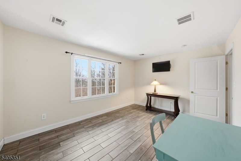 20 SLEEPY HOLLOW ROAD