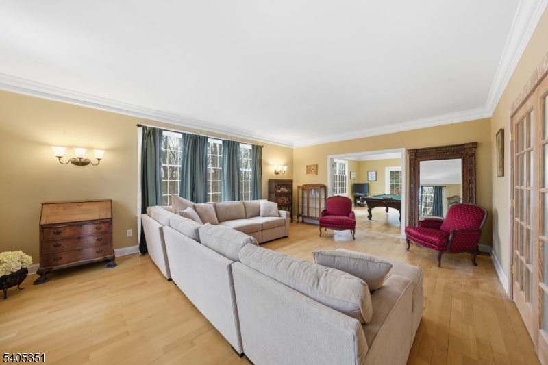 20 SLEEPY HOLLOW ROAD