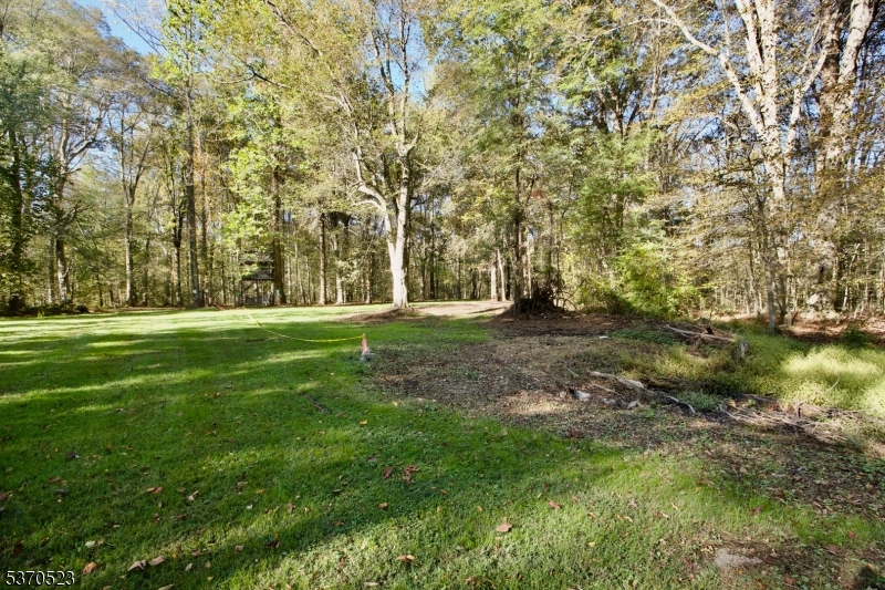 685 Shunpike Rd
