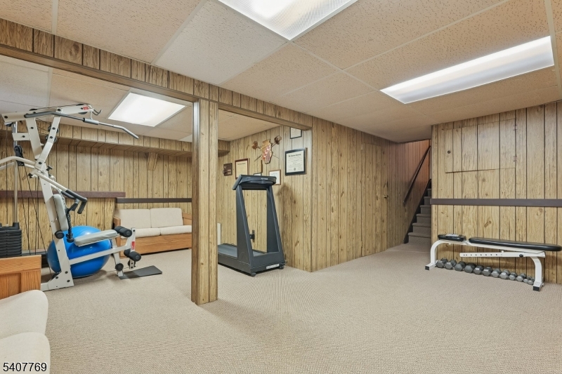 68 E Sherbrooke Pkwy