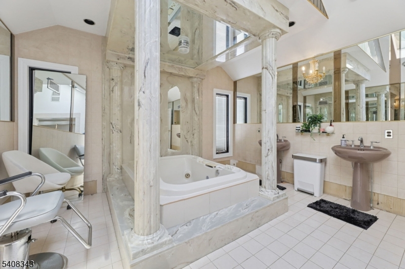 104 S Powder Mill Rd