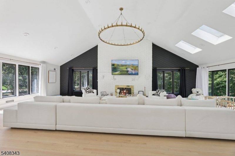 104 S Powder Mill Rd