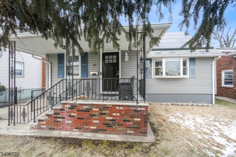 119 E 13Th St