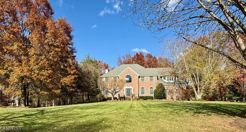 212 Monroe Ave