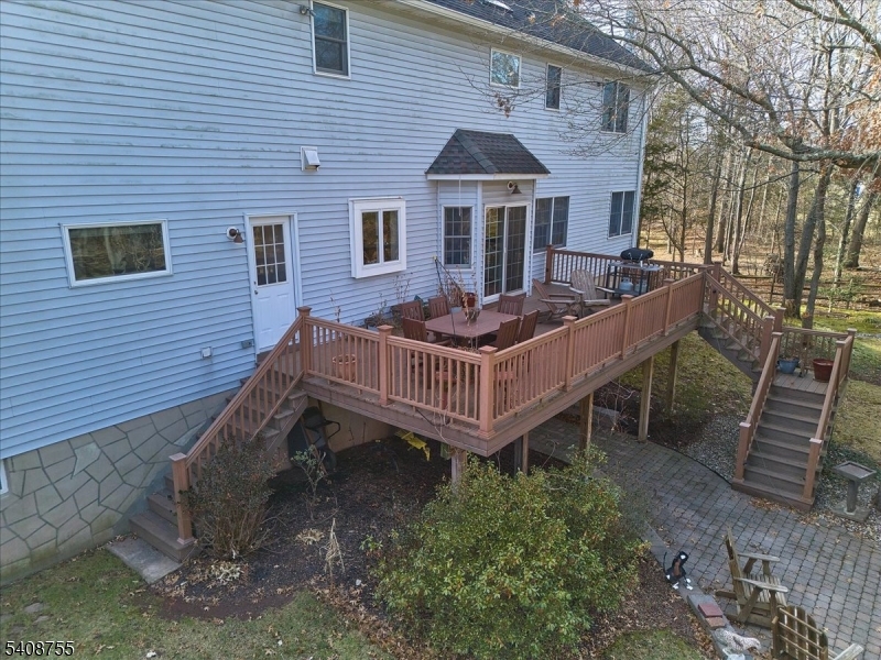 212 Monroe Ave