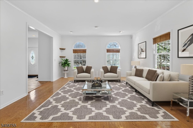 212 Monroe Ave