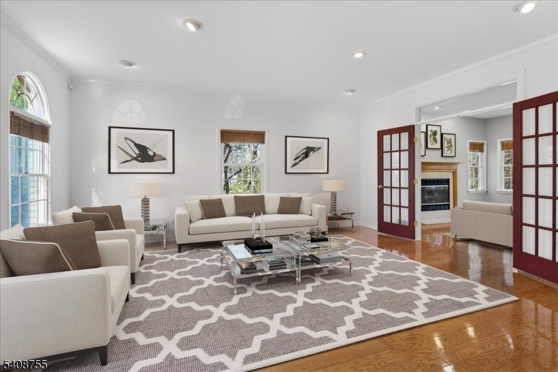 212 Monroe Ave