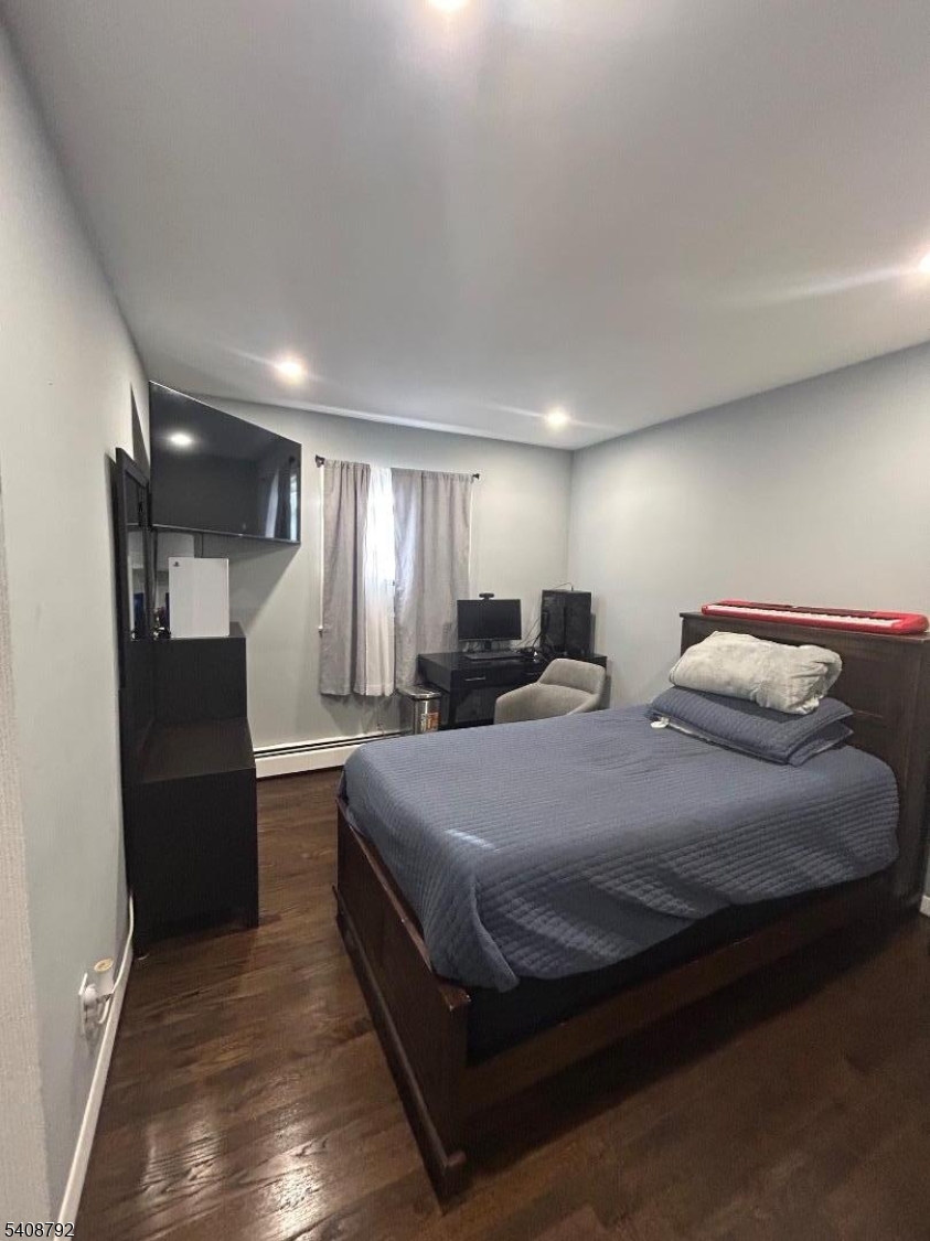 211 E 10Th Ave