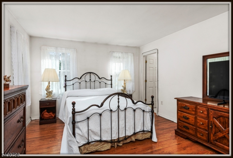 3 Sleepy Hollow Rd