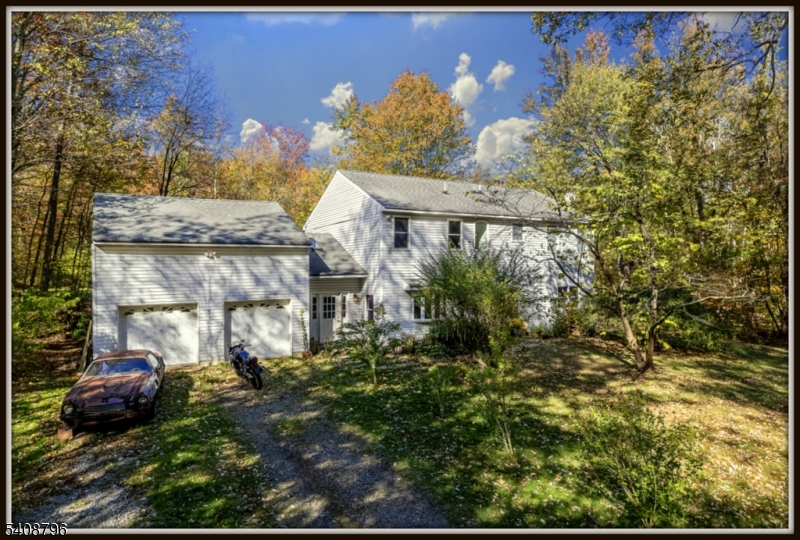 3 Sleepy Hollow Rd