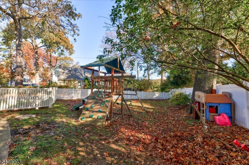 21 Tice Pl