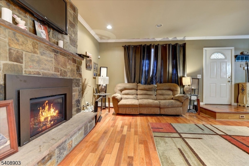 21 Tice Pl