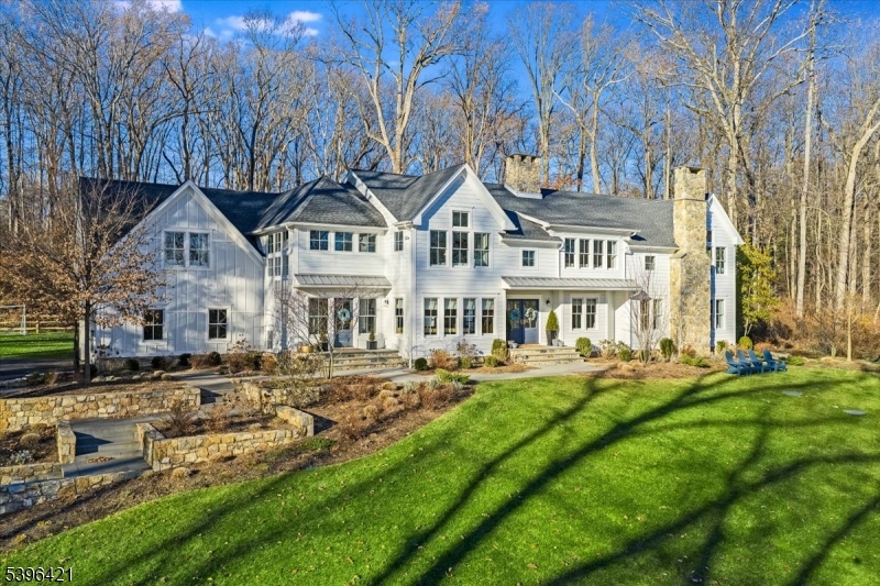 93 Pleasantville Rd