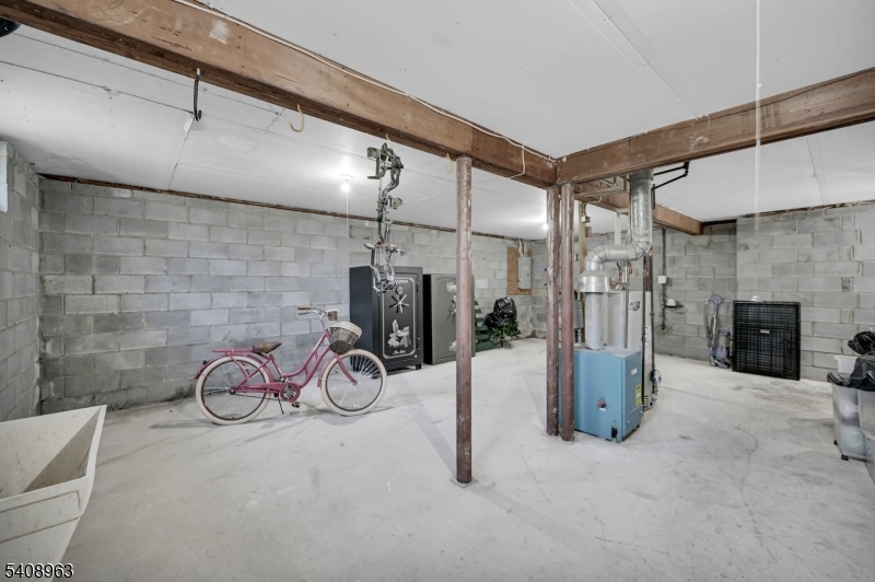 28 Brady Rd