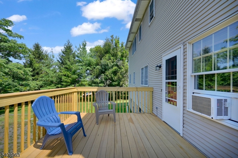 28 Brady Rd