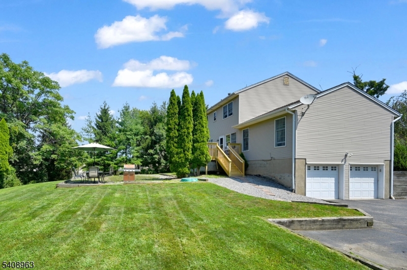 28 Brady Rd