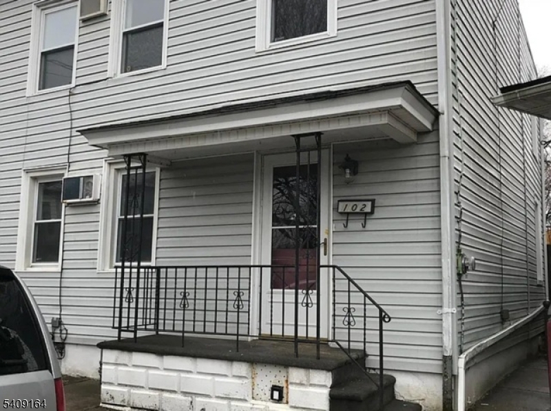 102 Mercer St
