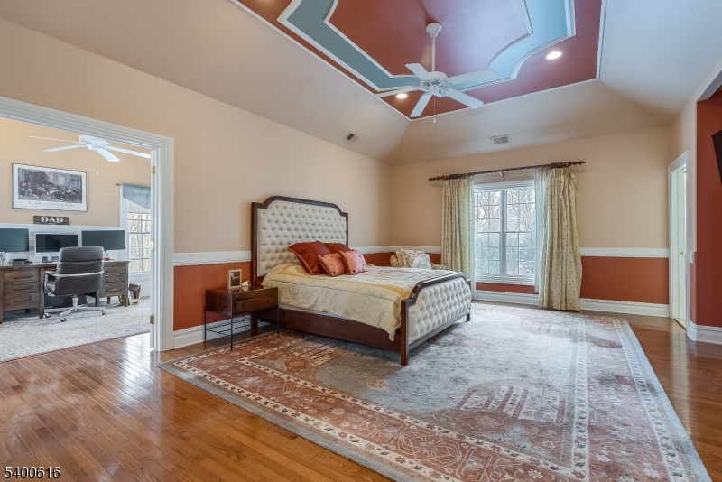103 Emerald Valley Ln