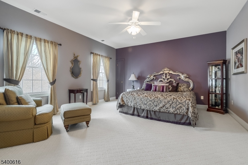 103 Emerald Valley Ln