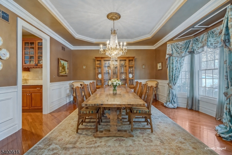 103 Emerald Valley Ln