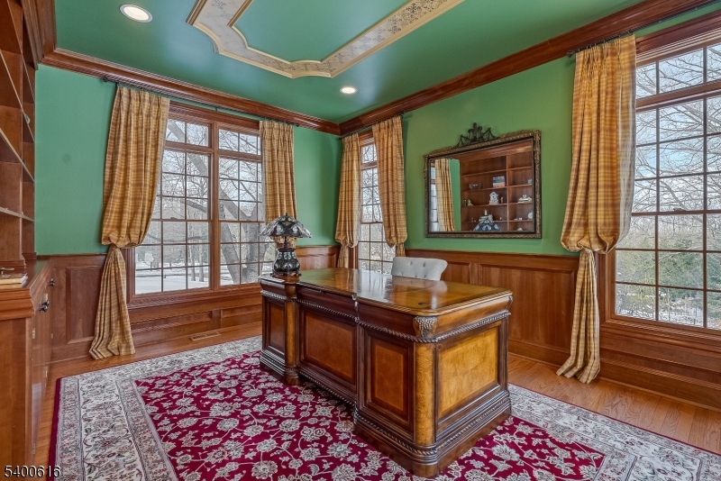 103 Emerald Valley Ln