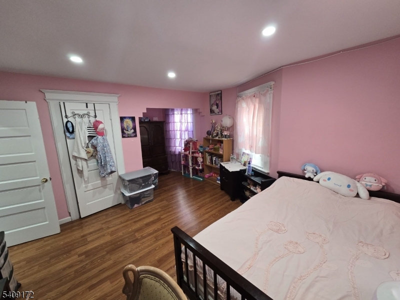 20 Telford St