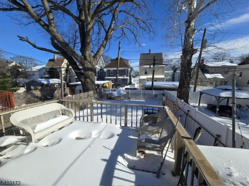 20 Telford St