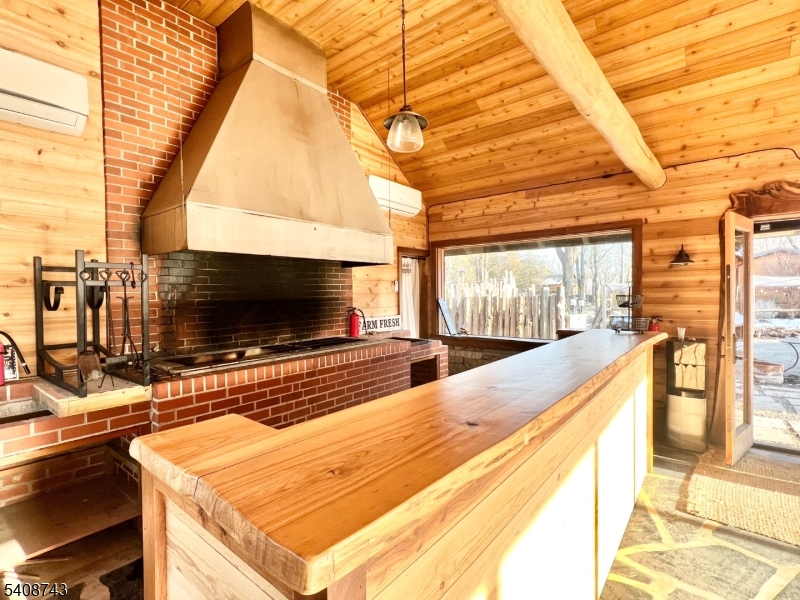 62 Mount Pleasant Rd