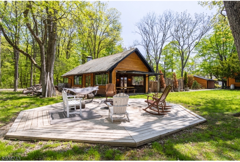 62 Mount Pleasant Rd