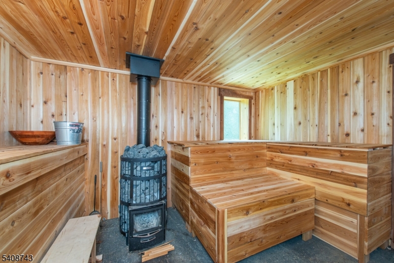 62 Mount Pleasant Rd