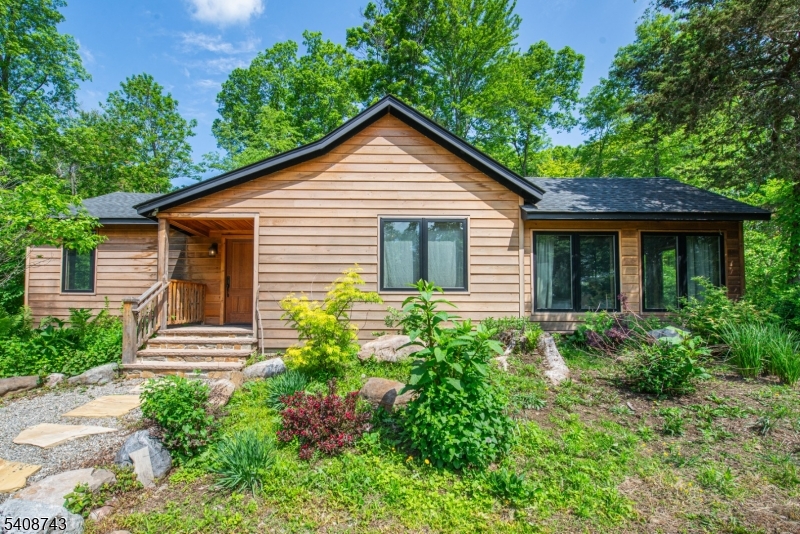 62 Mount Pleasant Rd