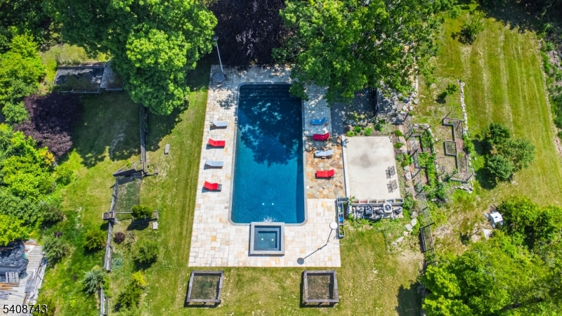 62 Mount Pleasant Rd