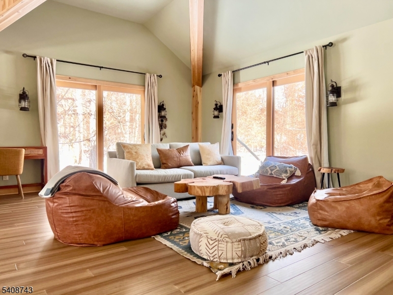 62 Mount Pleasant Rd