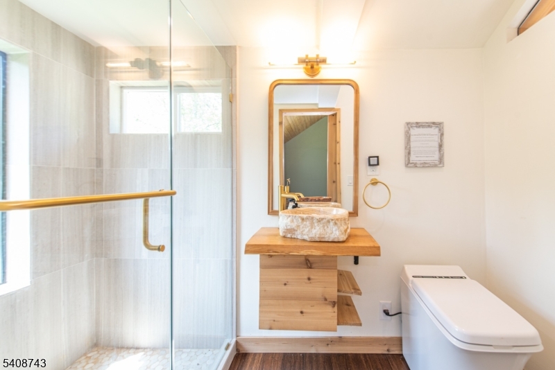 62 Mount Pleasant Rd