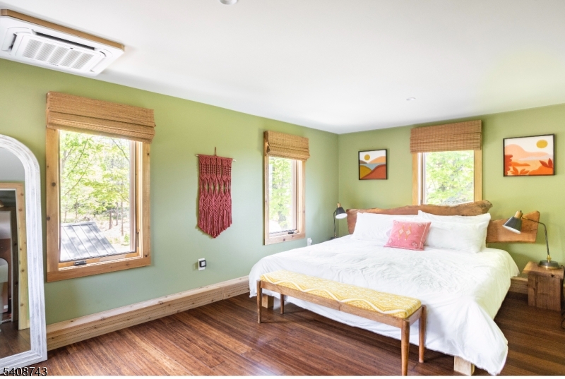 62 Mount Pleasant Rd