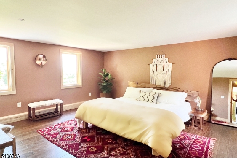 62 Mount Pleasant Rd