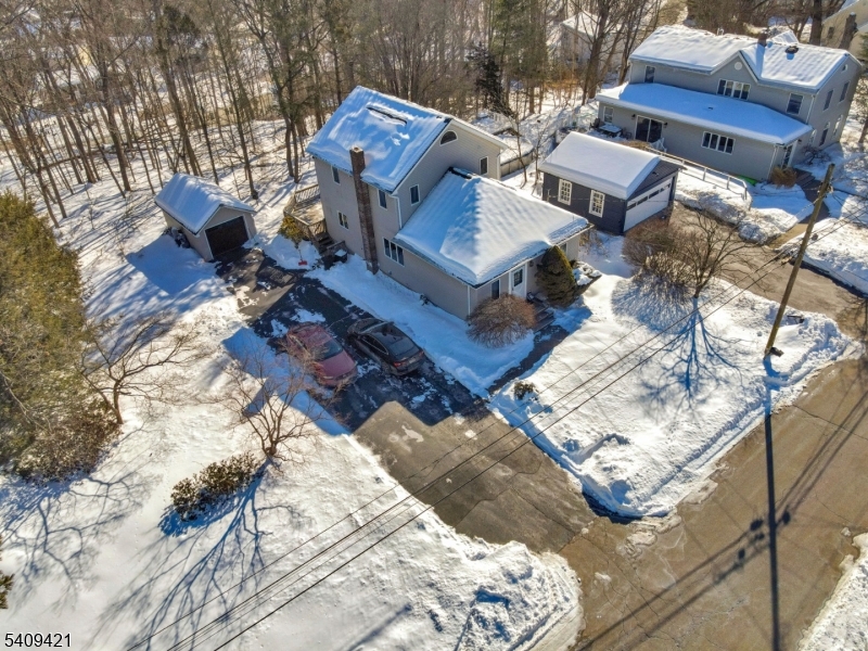 20 Center St
