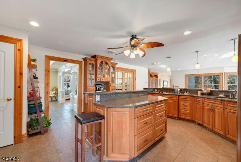 285 Chestnut Ridge Rd