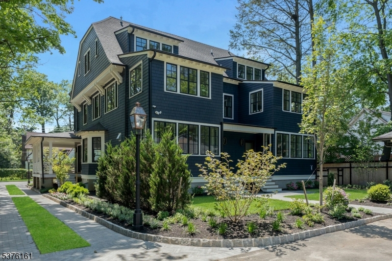82 Watchung Avenue