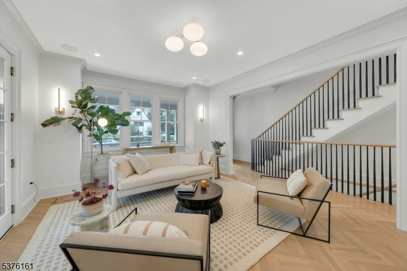 82 Watchung Avenue