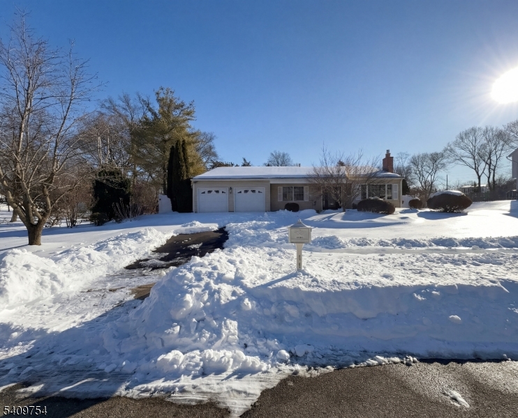 10 Liberty Ln