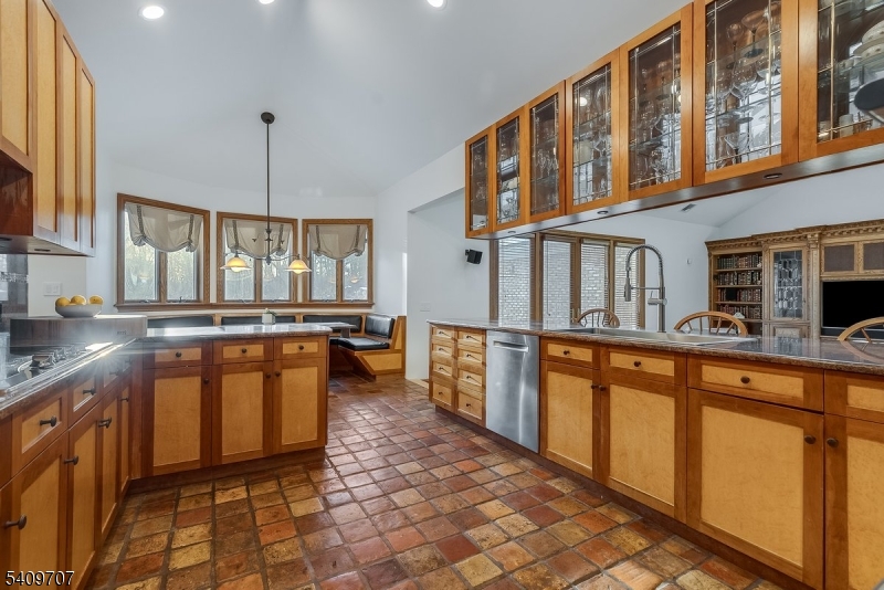120 Goodale Rd
