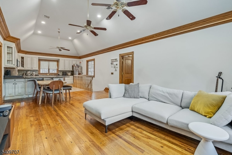 120 Goodale Rd
