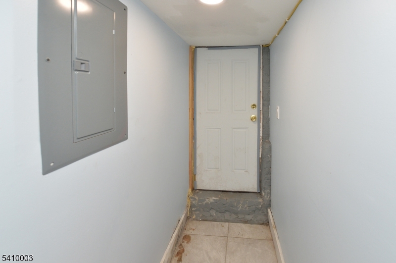 135 Scheerer Ave