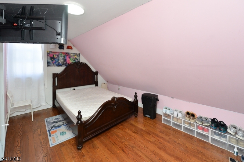 135 Scheerer Ave